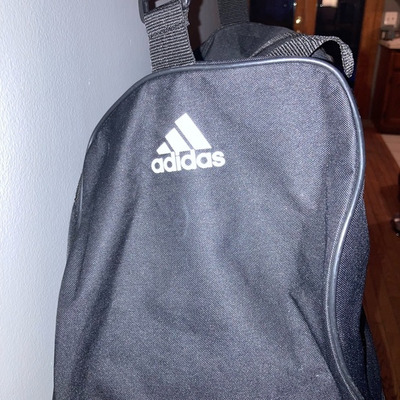 In Excellent Condition!! Adidas Duffel Bag - Picture 5 of 7